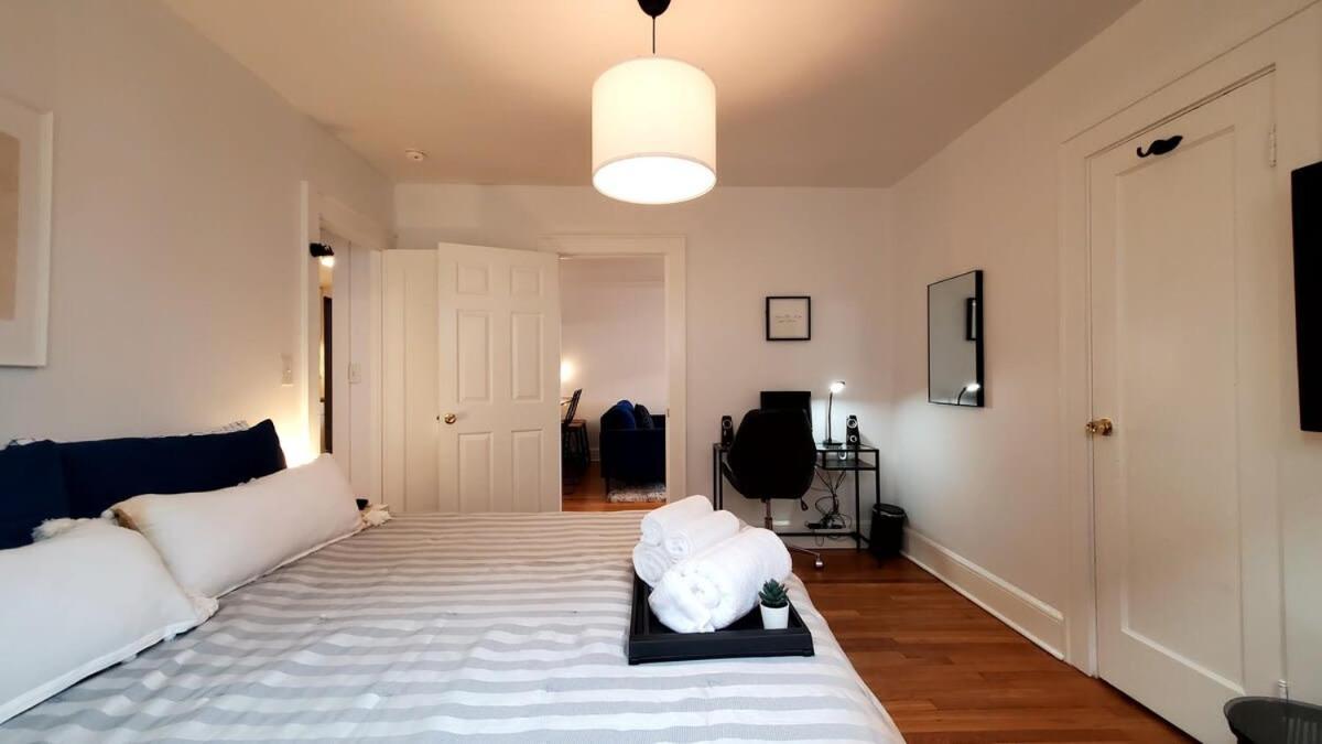 The Blue Sapphire 2Br 2 King Beds & Ample Backyard Apartment Bridgeport Exterior photo