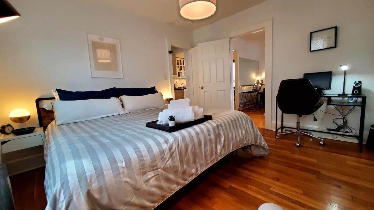 The Blue Sapphire 2Br 2 King Beds & Ample Backyard Apartment Bridgeport Exterior photo