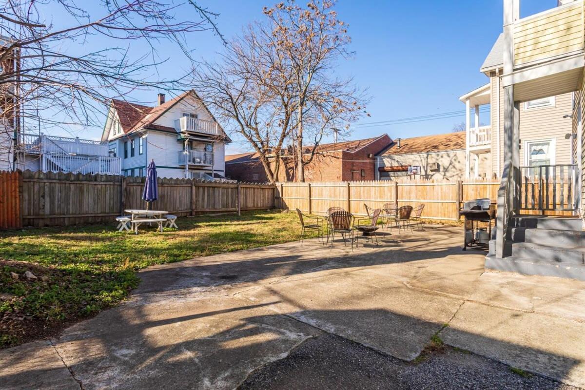 The Blue Sapphire 2Br 2 King Beds & Ample Backyard Apartment Bridgeport Exterior photo