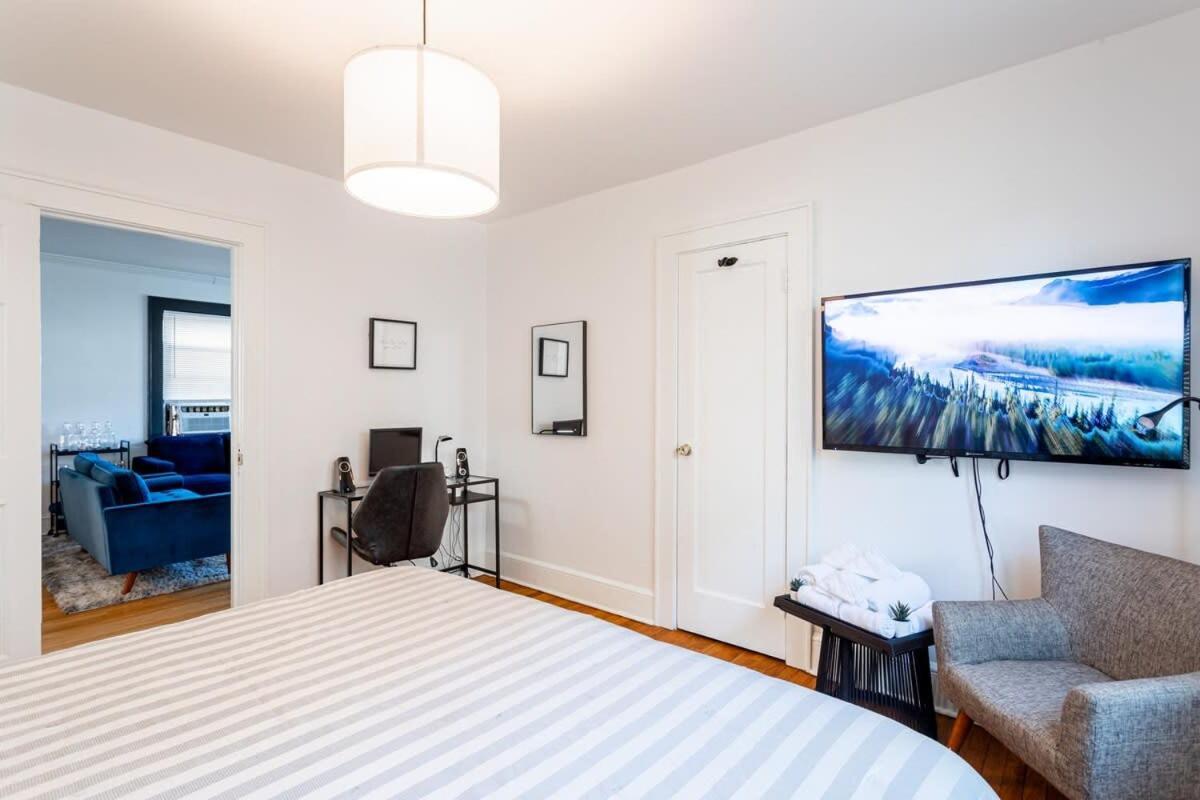 The Blue Sapphire 2Br 2 King Beds & Ample Backyard Apartment Bridgeport Exterior photo