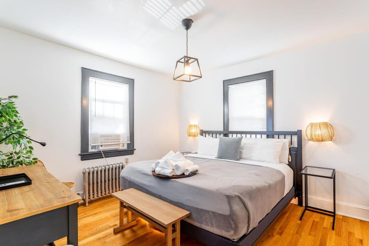 The Blue Sapphire 2Br 2 King Beds & Ample Backyard Apartment Bridgeport Exterior photo